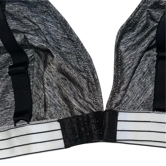 Secret Treasures Gray Sports Bra with Striped Band Sz 2X - Picture 3 of 4